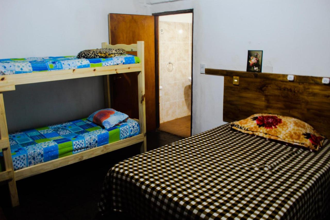 Krieger Haus Hostel Пуерто Игуасу Стая снимка