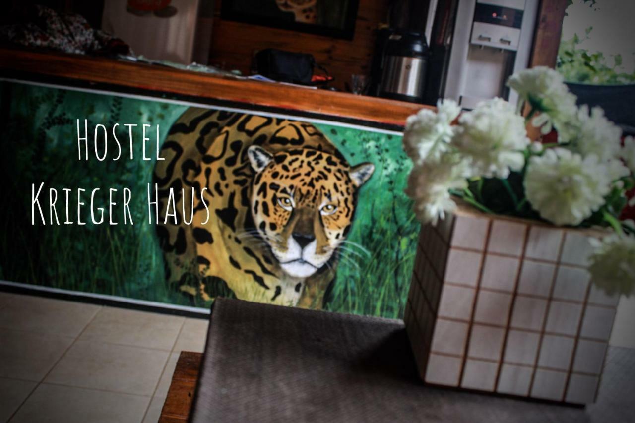 Krieger Haus Hostel Пуерто Игуасу Екстериор снимка