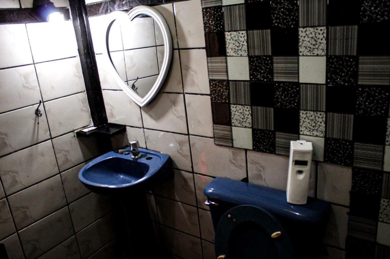 Krieger Haus Hostel Пуерто Игуасу Стая снимка